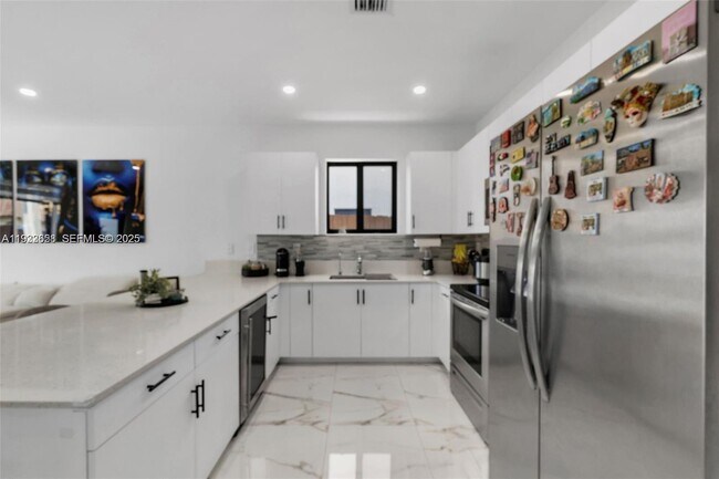 Building Photo - 11939 SW 241 Ter