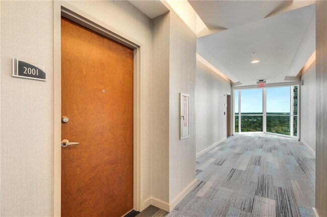 Building Photo - 860 Peachtree St NE