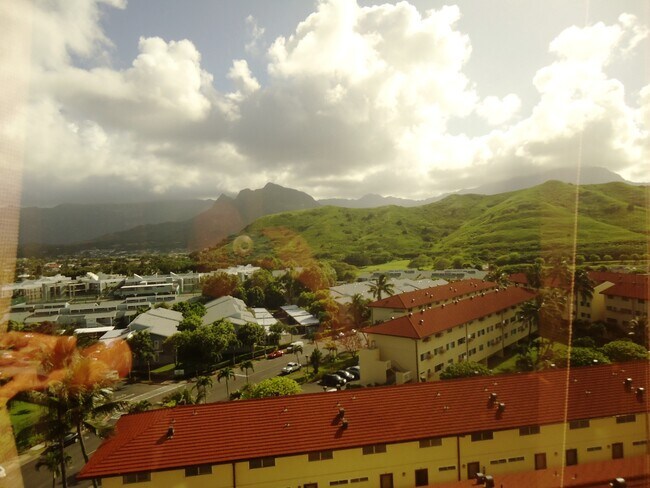 Building Photo - Resort Style Living in Kailua 1BR/1BA/1PKG Windward Passage