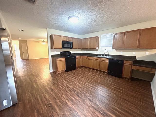 Building Photo - 3516 Clydesdale Dr