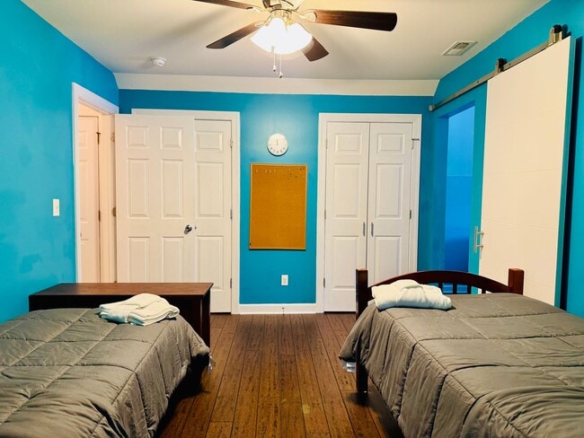 Building Photo - 2576 Blue Dog Ct