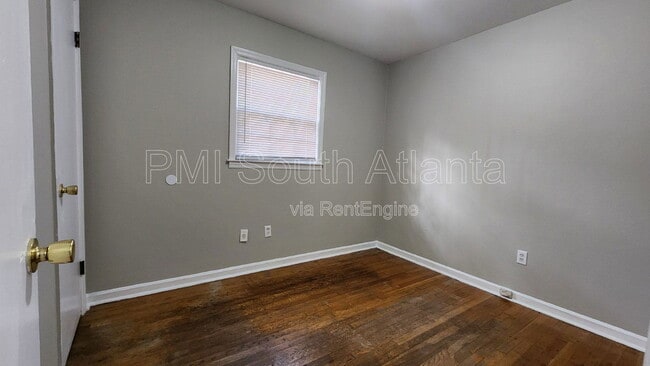 Building Photo - 1028 Tamarack Trail