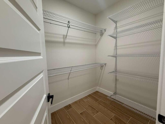 Building Photo - 361 County Line Rd