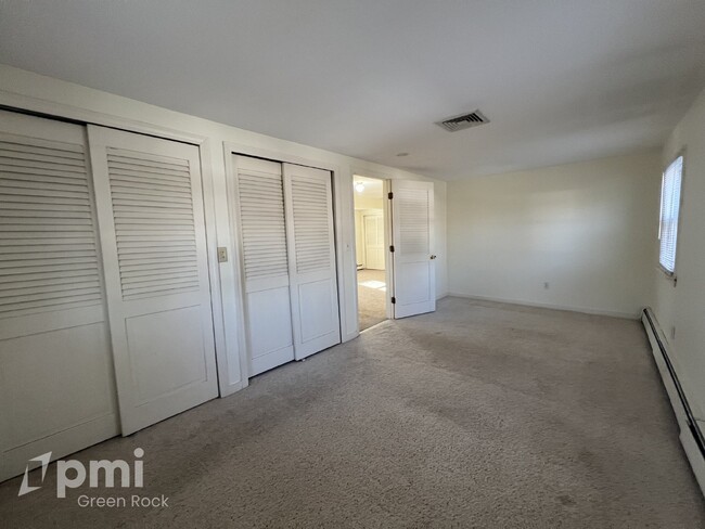 Building Photo - 2 Bedroom Apartment in Seabrook