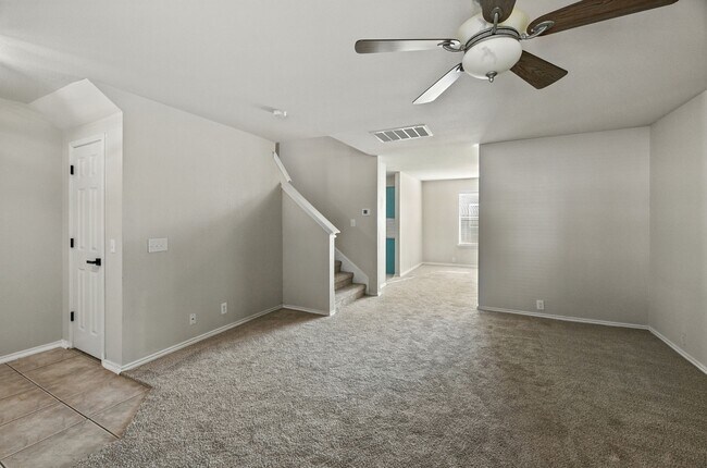 Building Photo - 3933 Brook Hollow Dr