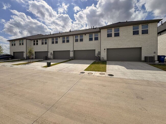 Building Photo - New Construction and Ready for immediate move in!