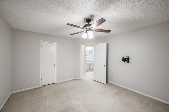 Building Photo - 3342 Bluebonnet Meadows Ln