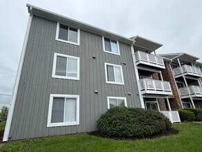 Building Photo - Easy Living Near Virginia Tech – 3BR Condo in University Place