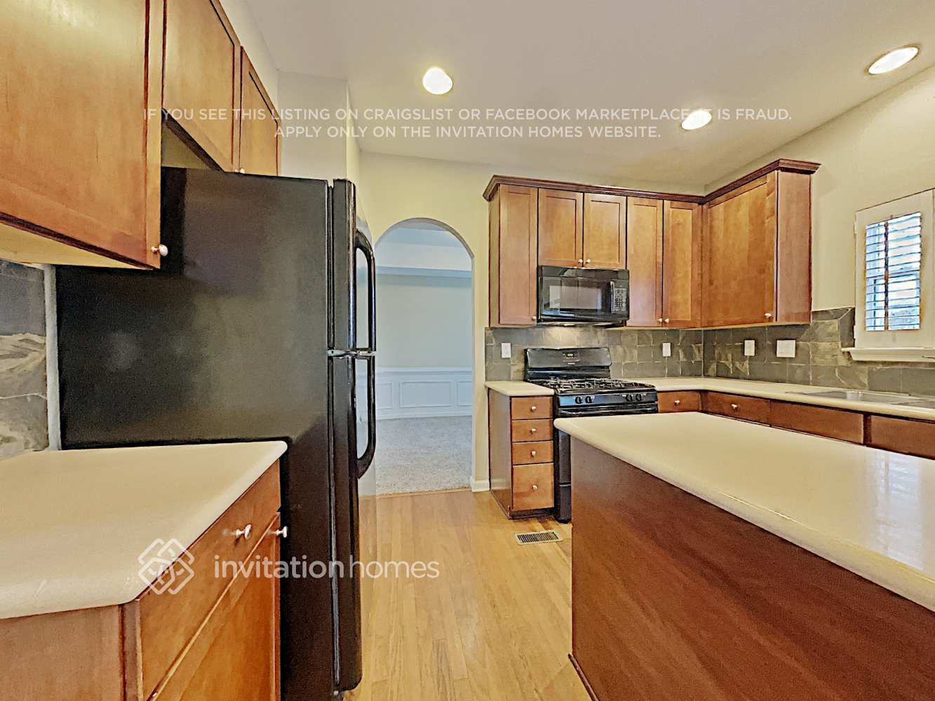 Building Photo - 704 Nightwind Way
