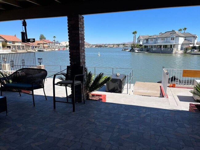 Building Photo - 3bdr 2 bth with a Bonus Room in Spring Val...