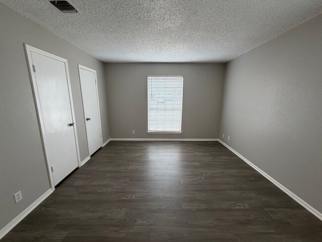 Building Photo - Delightful 3 Bedroom home in North East ISD with easy access to 1604, 35, Randolph AFB, Ft. Sam, ...