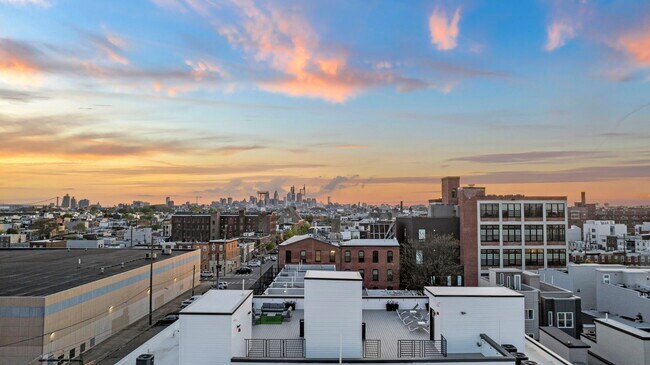 Building Photo - Cobblestone Lofts