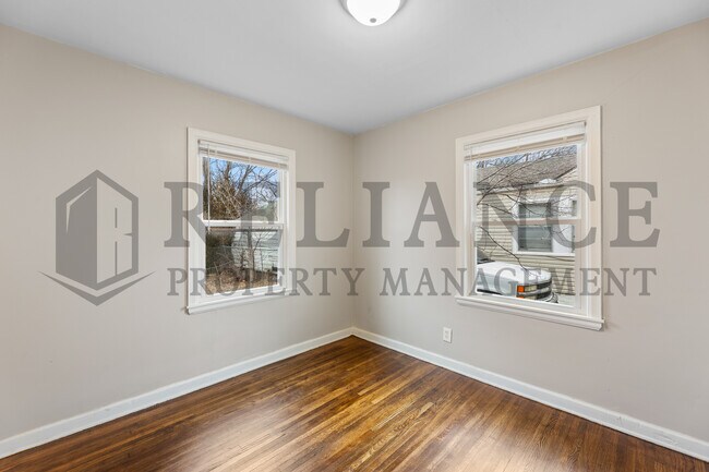 Building Photo - 1316 Dellrose