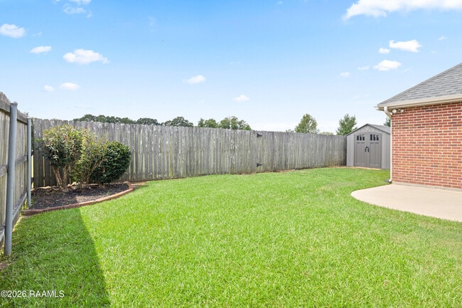 Building Photo - 133 Wild Rose Ln