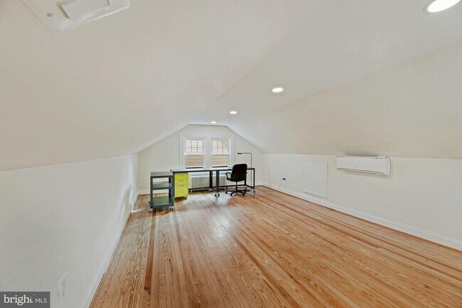 Building Photo - 5923 33rd St NW