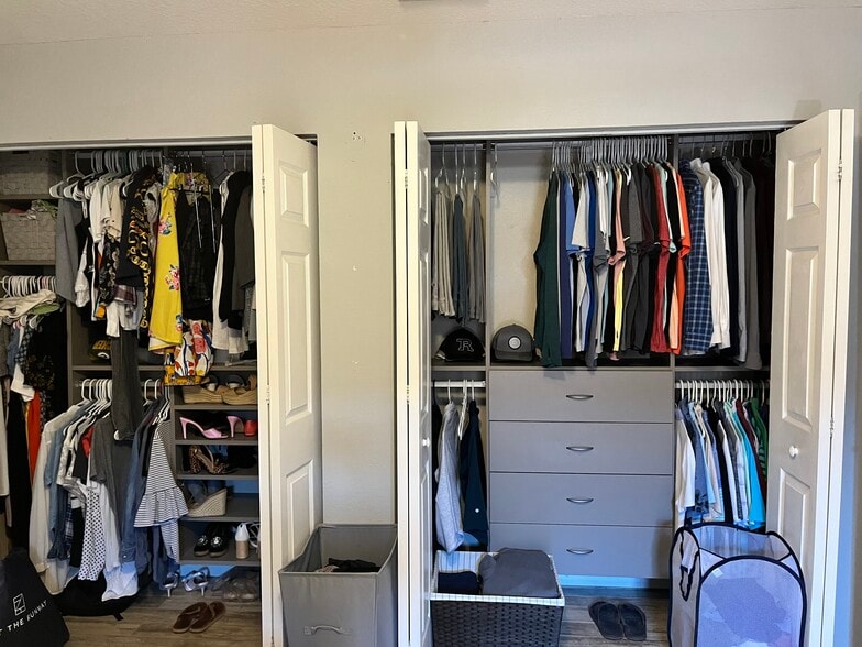 Master Closet - 6150 Gulfport Blvd S