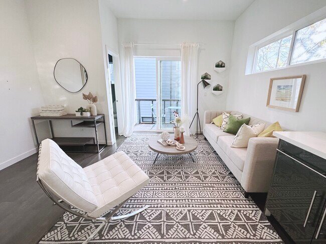 Building Photo - 1525 NW 60th St