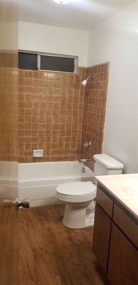Building Photo - 308 Saint Michael Ct