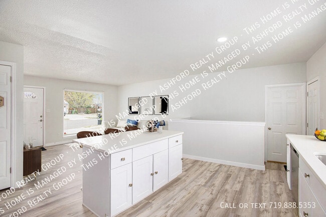 Building Photo - 4087 London Ln