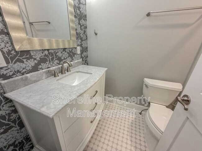 Building Photo - 18165 N Midland Blvd