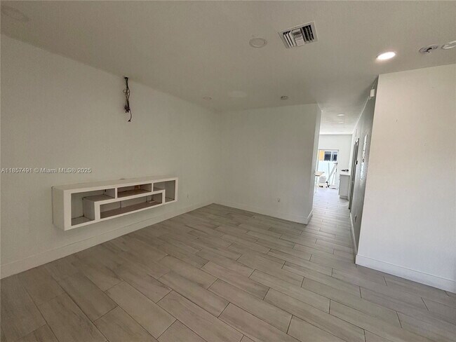 Building Photo - 26514 SW 138th Ave