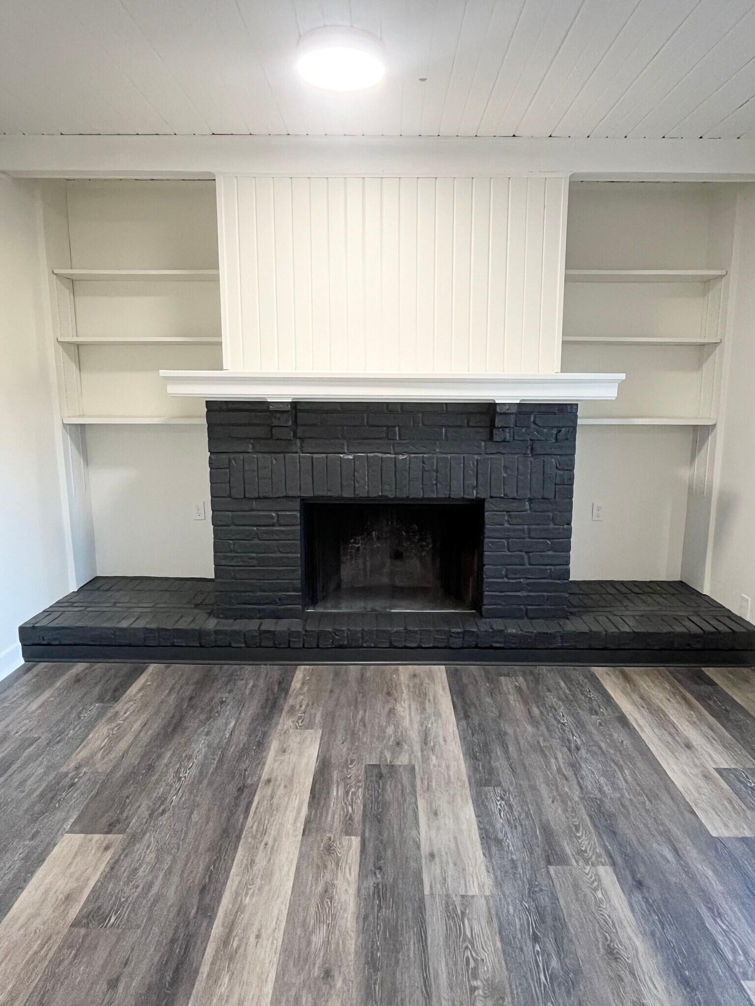 Living Room - 10109 Carrollton Ave