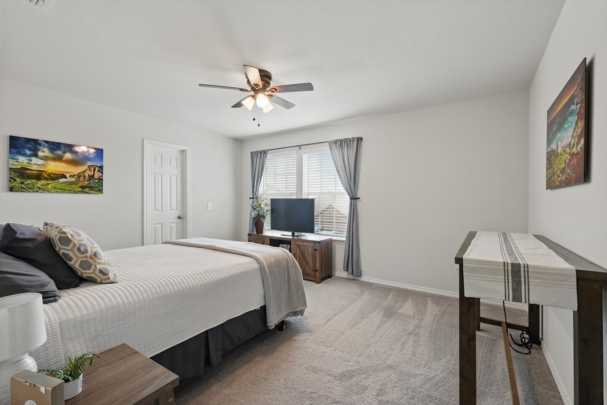 Building Photo - 802 Feldspar Way
