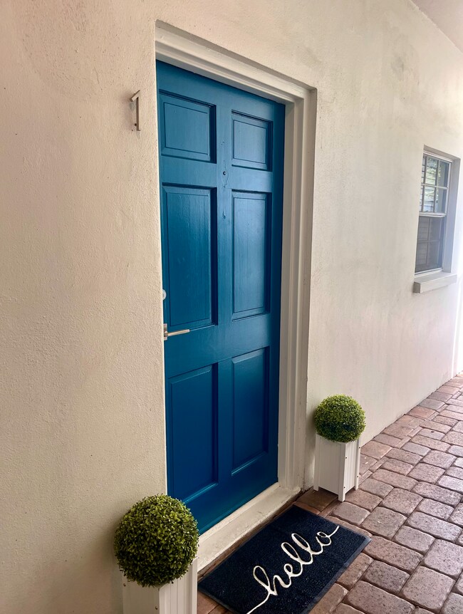 Building Photo - 2402 W Cleveland St