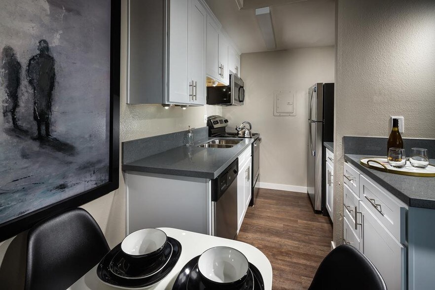 La Vista 740 S Western Ave Santa Maria CA 93458 Apartment Finder