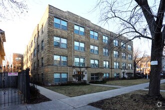 Building Photo - 4151-57 W Cullom