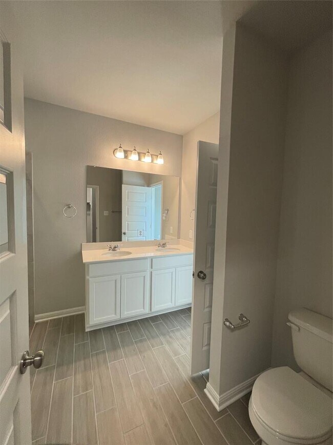 Building Photo - 125 Unforgiven Ln