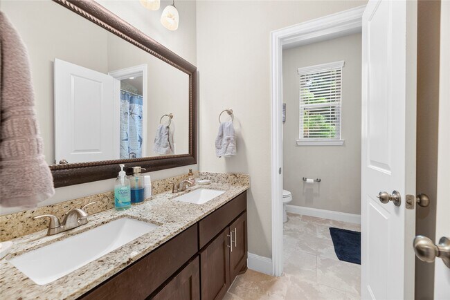 Building Photo - 403 Marina View Dr