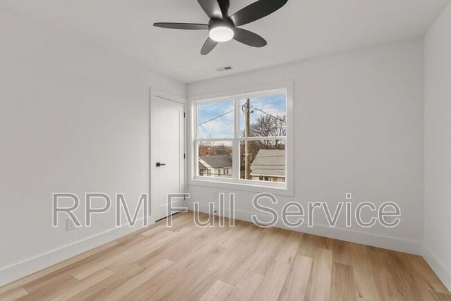 Building Photo - 1715 Heiman St