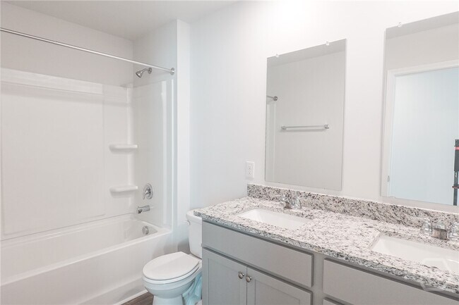 Building Photo - 511 Coconut Dr