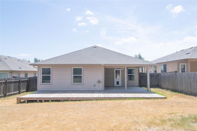 Building Photo - 504 Comal Run