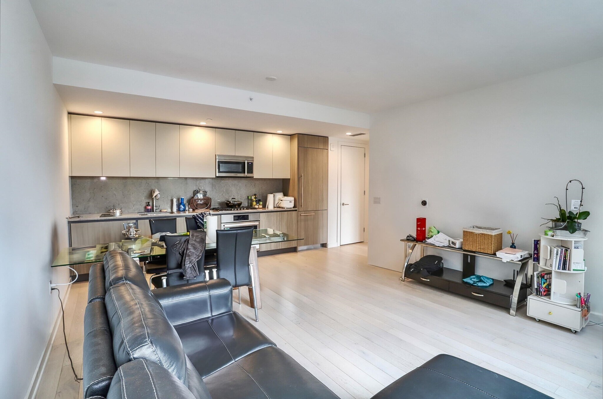 Building Photo - 151 Bay St