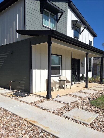 Building Photo - 724 Ramsey Ave