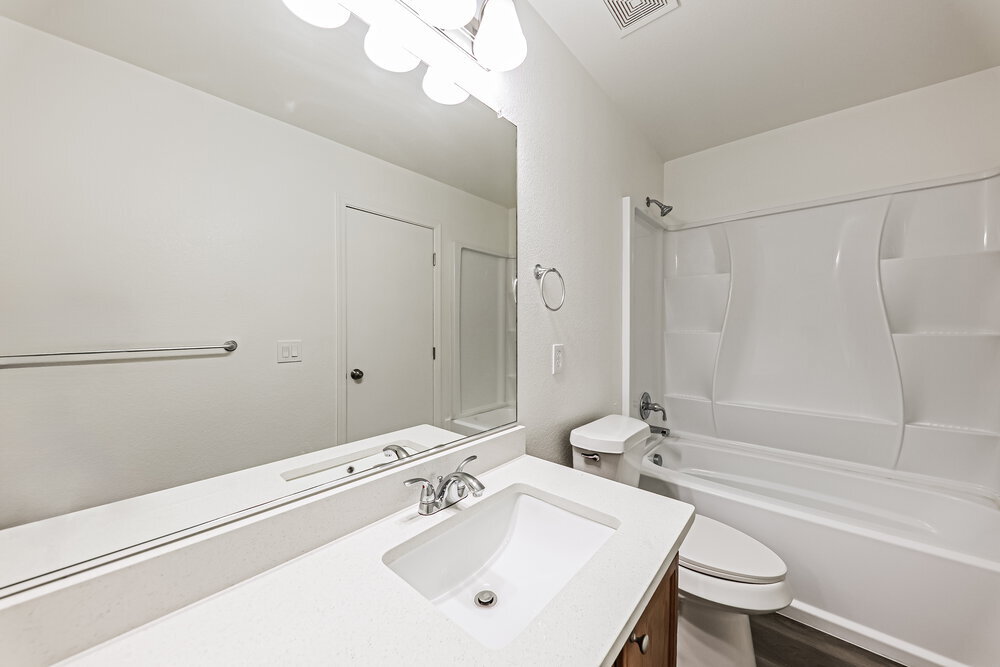 Building Photo - 514 N 112th Dr