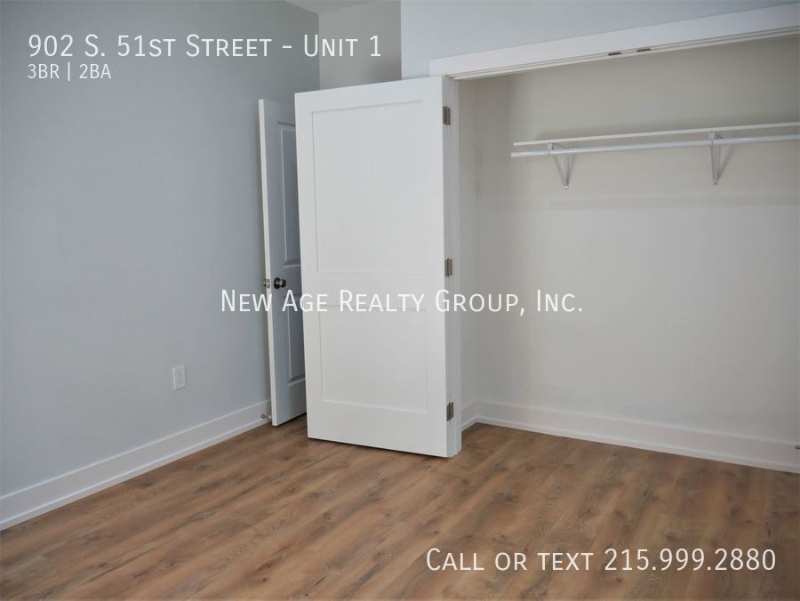 Building Photo - 902 S 51st St