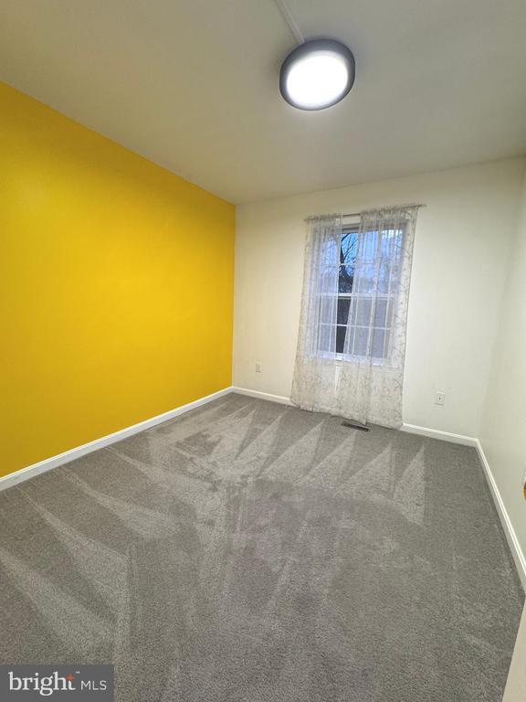 Building Photo - 597 Primus Ct