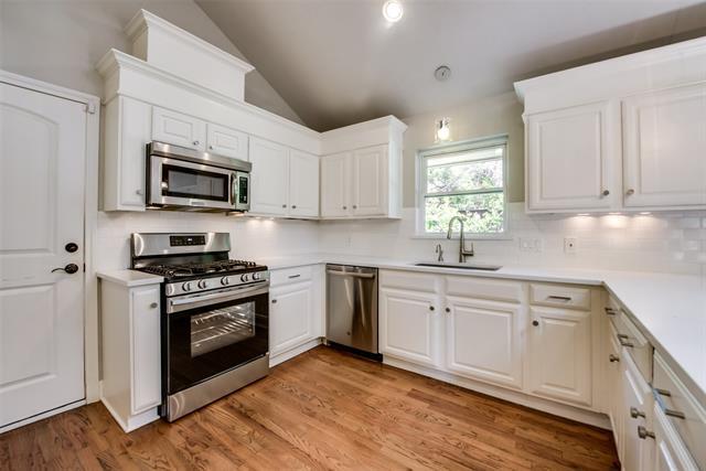 Building Photo - 4167 Lomita Ln