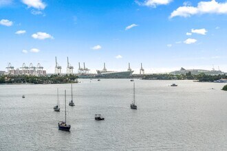 Building Photo - 16 Island Ave