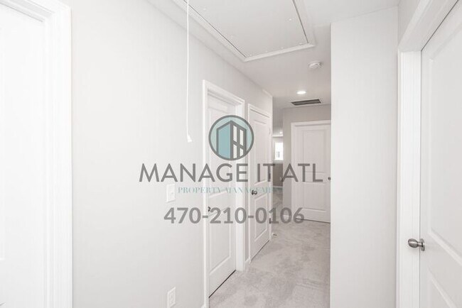 Building Photo - Brand New Two Story Home with a Master Bedroom on Main Floor