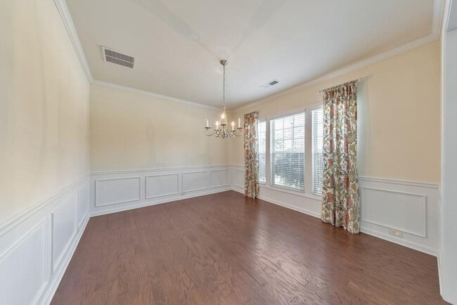 Building Photo - 4990 Brierstone Dr