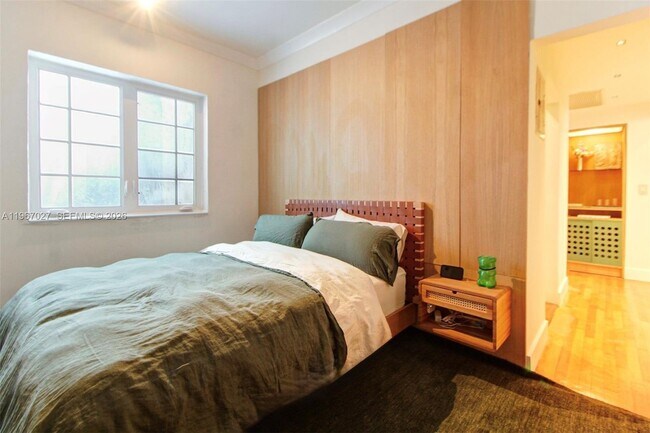 Building Photo - 1573 Pennsylvania Ave