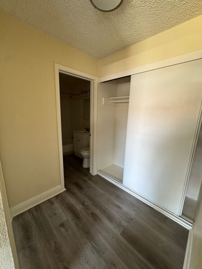 Building Photo - Welcome to SkyView Villa & Somerset Apartm...