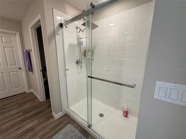 Building Photo - 3464 Dahlia Dr