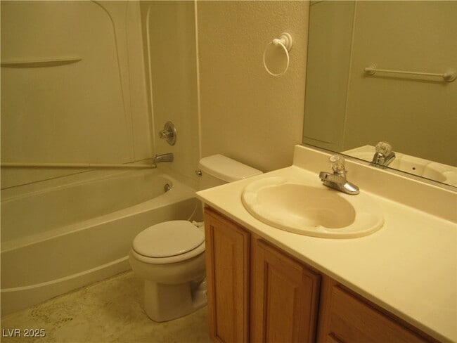 Building Photo - 620 White Shark Ct
