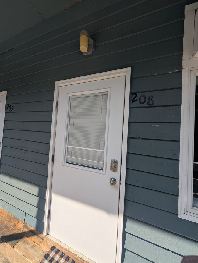 Building Photo - 5419 Deale Churchton Rd