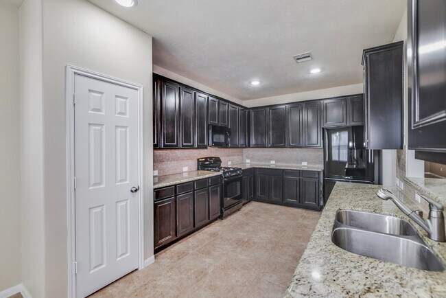 Building Photo - 5210 Lakota Trail